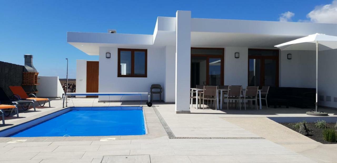 Villa Blanca Плая Бланка Екстериор снимка